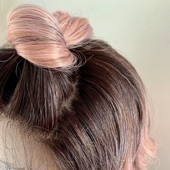 28” Ombre Pearl Pink 4x4 Lace Front Synthetic Wig - Picture 9 of 16